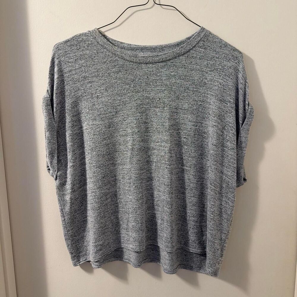Revolve Wilfred Free Women's Grey Casual Athleisure Boxy Top sz sm